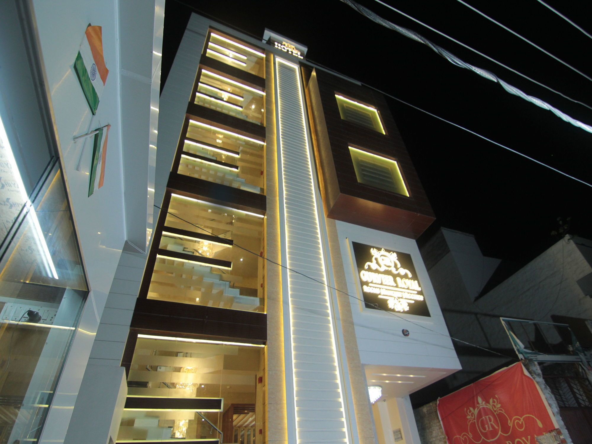 Hotel Gurveer Royal Λάκναου Εξωτερικό φωτογραφία